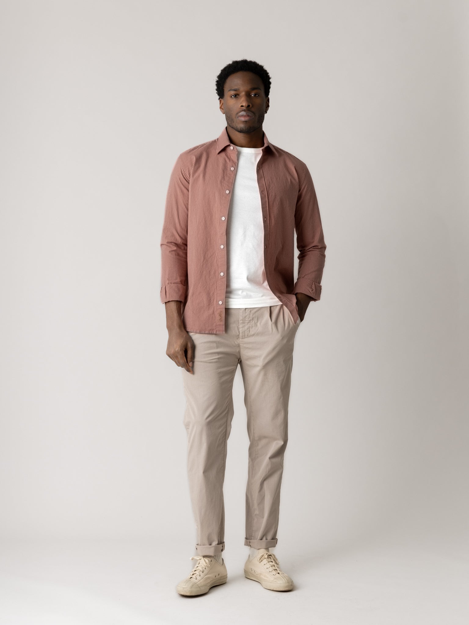 Modelshot / Chateau Gray / Detail